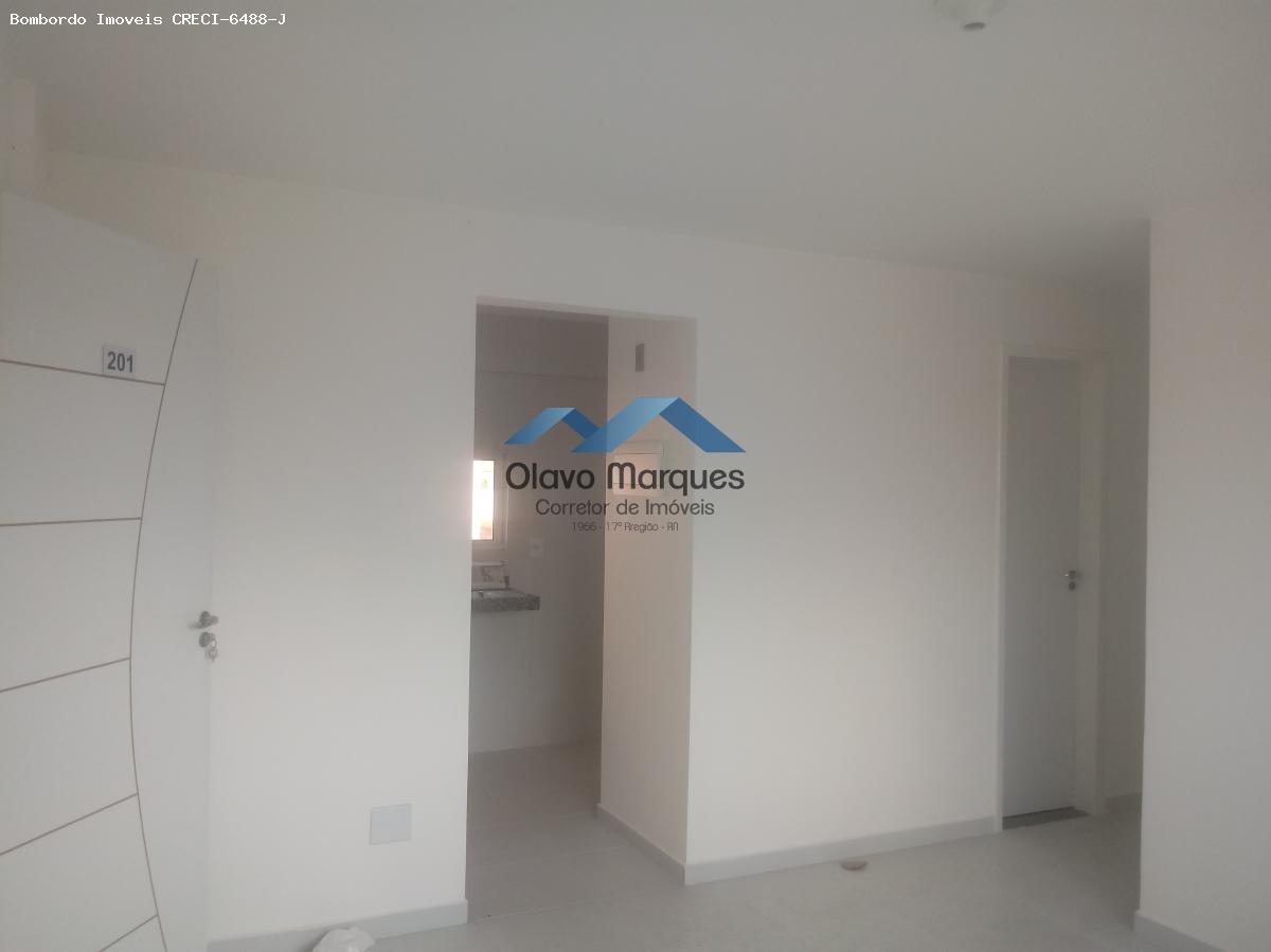 Apartamento para alugar com 2 quartos, 60m² - Foto 2
