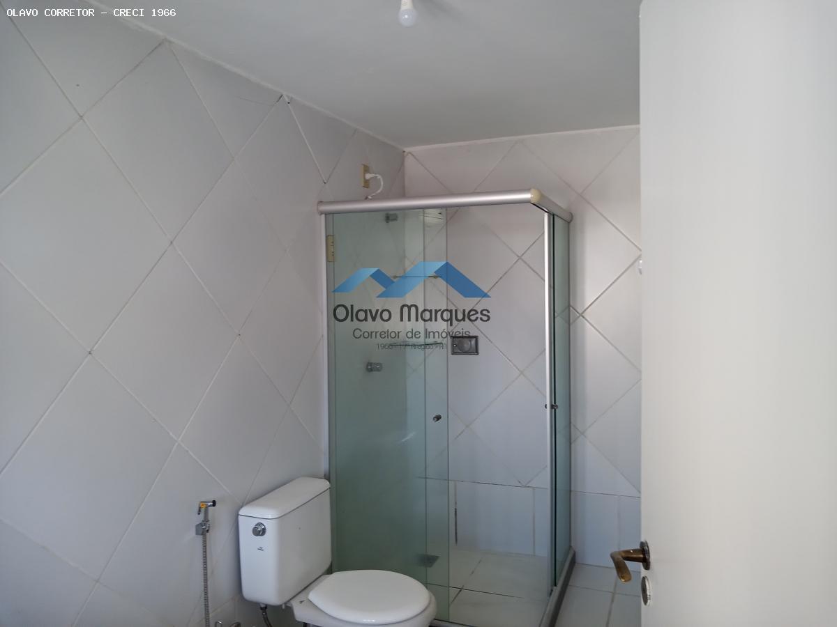 Casa para alugar com 5 quartos, 250m² - Foto 4