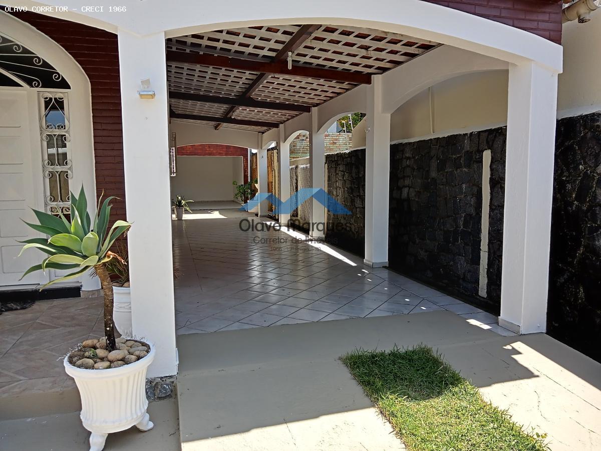 Casa para alugar com 5 quartos, 250m² - Foto 16