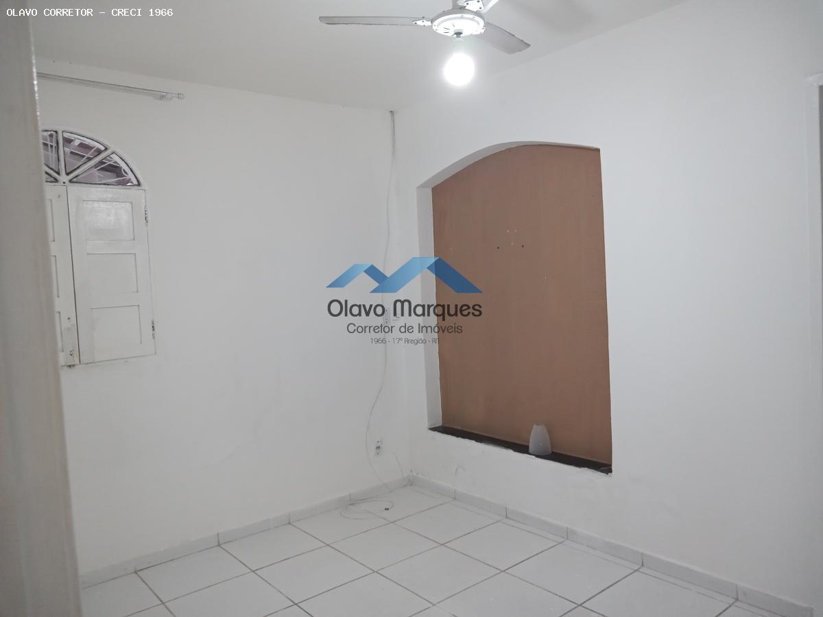 Casa para alugar com 5 quartos, 250m² - Foto 21