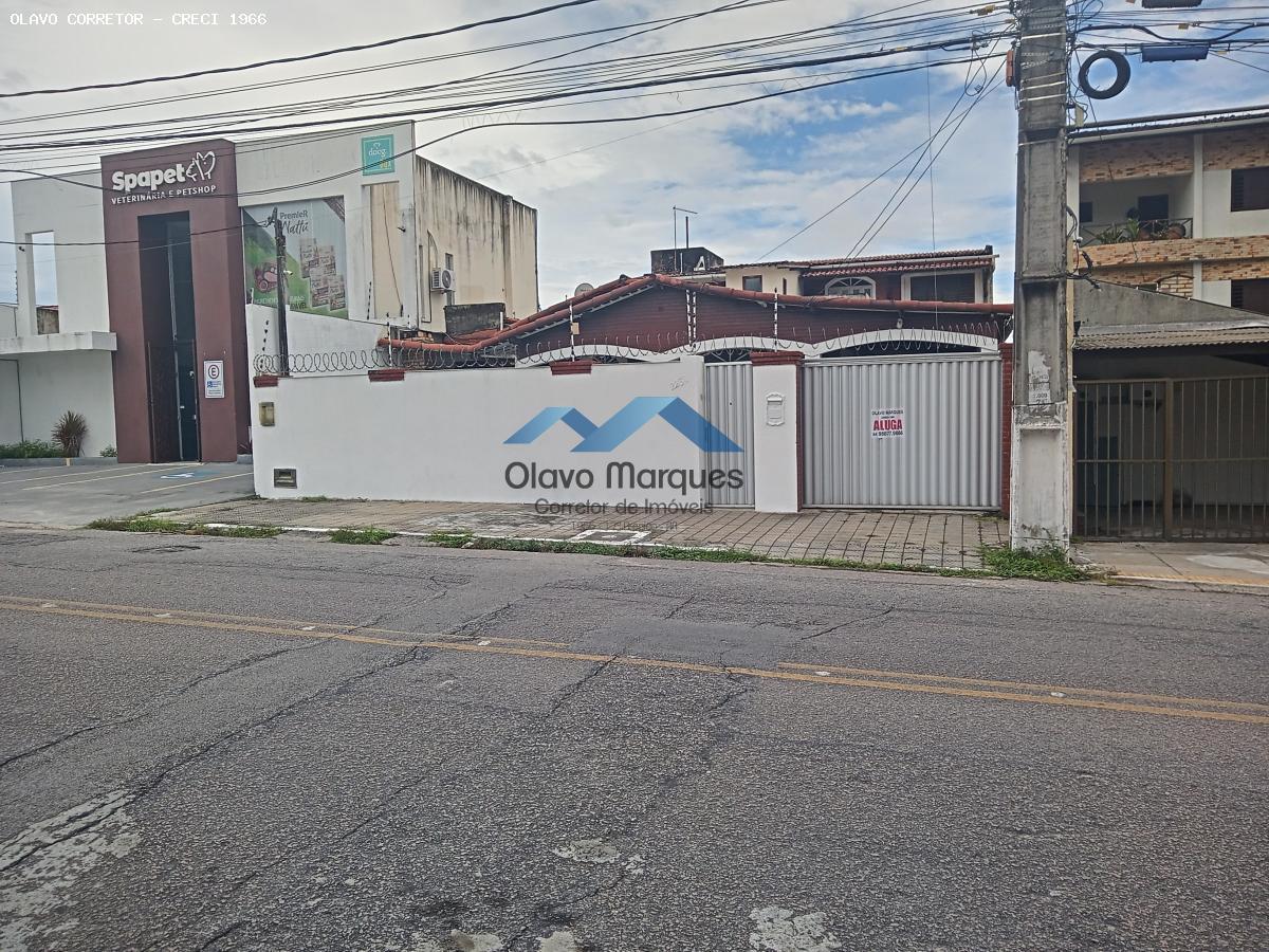Casa para alugar com 5 quartos, 250m² - Foto 28