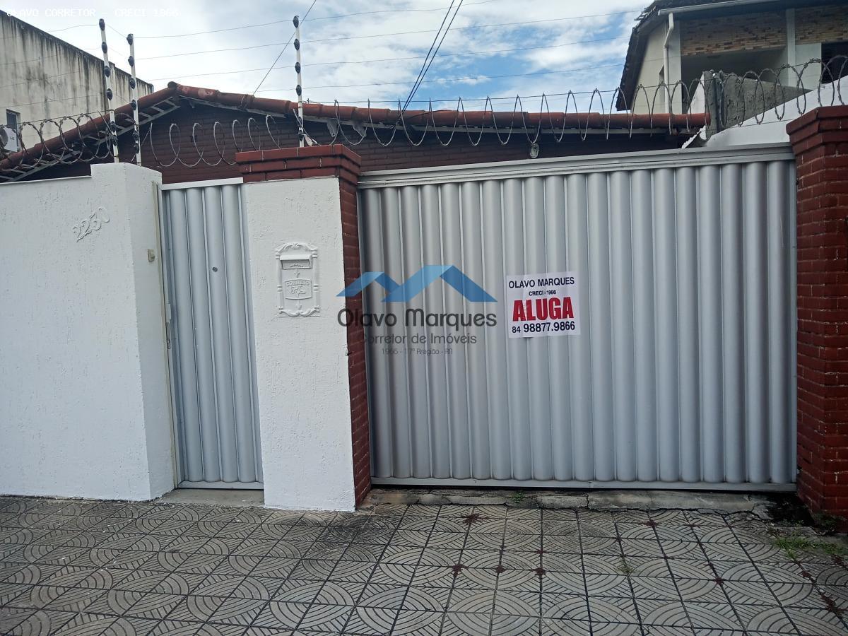 Casa para alugar com 5 quartos, 250m² - Foto 30