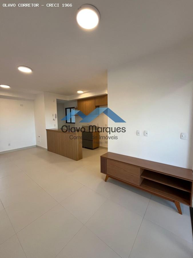 Apartamento para alugar com 3 quartos, 79m² - Foto 9