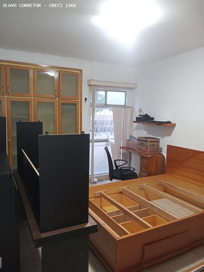 Apartamento para alugar com 3 quartos, 100m² - Foto 4