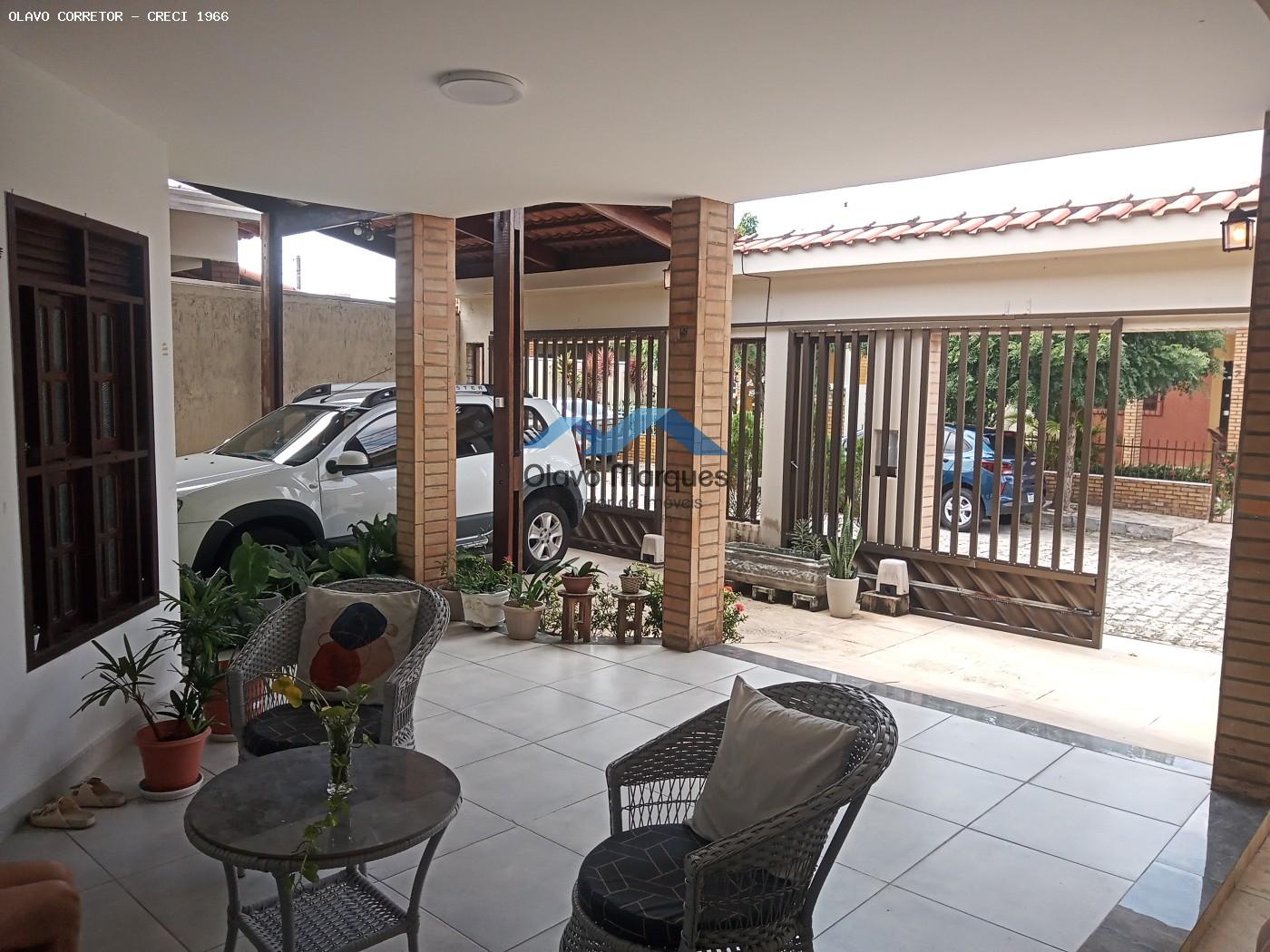 Casa de Condomínio à venda com 3 quartos, 136m² - Foto 1